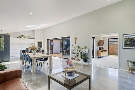 Photo of property in 1 Armstrong Avenue, Waitara, 4320