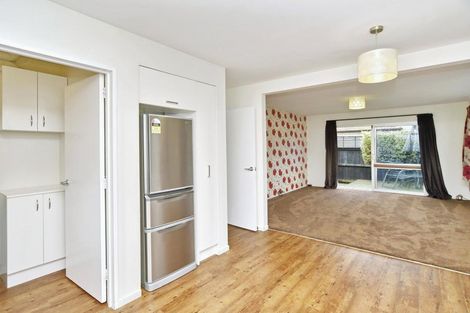 Photo of property in 1/9 Valecrest Avenue, Parklands, Christchurch, 8083