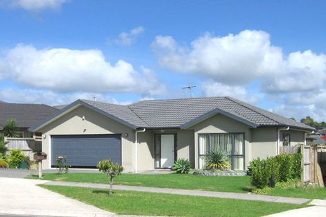 Photo of property in 23 Arlose Place, Westgate, Auckland, 0614