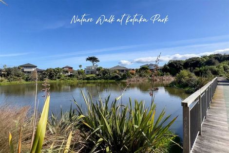Photo of property in 82 The Drive, Paraparaumu Beach, Paraparaumu, 5032