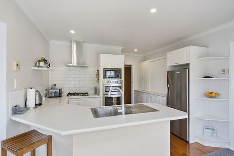 Photo of property in 5 Iris Grove, Trentham, Upper Hutt, 5018