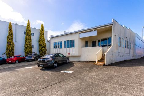 Photo of property in 2/151 Kitchener Road, Pukekohe, 2120
