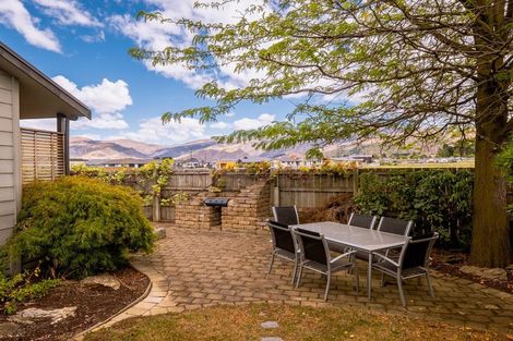 Photo of property in 14 Gavan Street, Cromwell, 9310