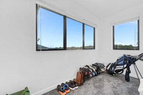 Photo of property in 32 Jabal Crescent, Totara Park, Auckland, 2105