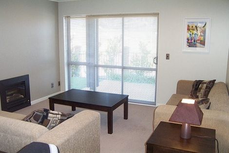 Photo of property in 19 Bluewater Place, Paraparaumu, 5032