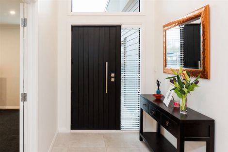 Photo of property in 5 Freedom Drive, Kelvin Grove, Palmerston North, 4414