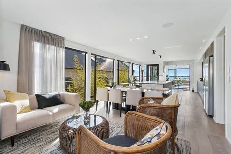 Photo of property in 27 Beachville Road, Redcliffs, Christchurch, 8081