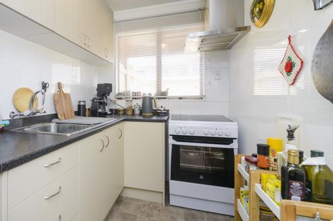 Photo of property in 6/141 Fitzherbert Avenue, West End, Palmerston North, 4410