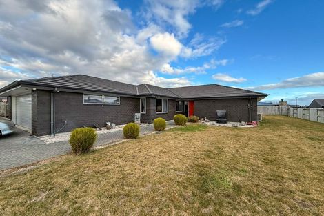 Photo of property in 7 Kara Place, Wharewaka, Taupo, 3330