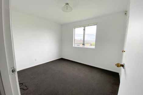 Photo of property in 129 Aviemore Drive, Highland Park, Auckland, 2010
