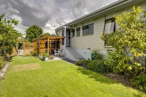 Photo of property in 17 Leeds Place, Tamatea, Napier, 4112