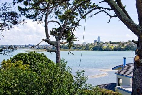 Photo of property in 63a Beresford Street, Bayswater, Auckland, 0622