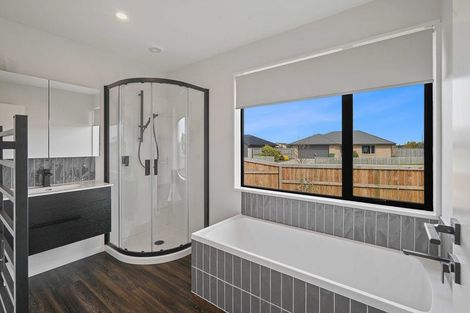 Photo of property in 19 Cressy Place, Darfield, 7510