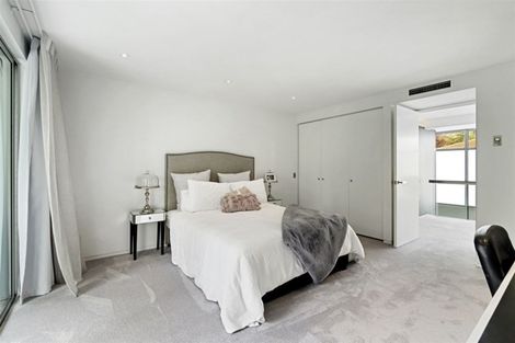 Photo of property in 8 Saint Barnabas Lane, Fendalton, Christchurch, 8052