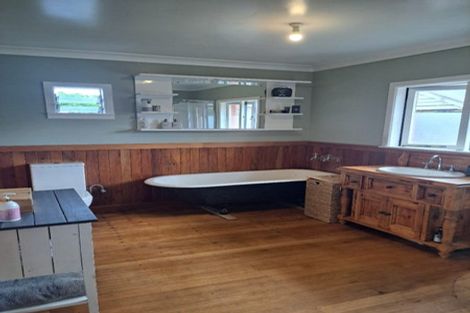 Photo of property in 61 King Street, Waiuku, 2123