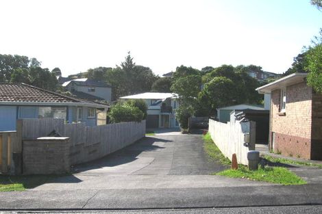 Photo of property in 13a Lantana Road, Green Bay, Auckland, 0604