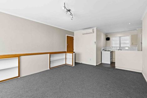 Photo of property in 16 Shearer Place, Pirimai, Napier, 4112