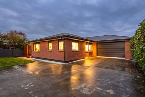 Photo of property in 702 Pioneer Highway, Takaro, Palmerston North, 4412
