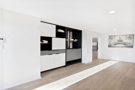 Photo of property in 2 Piki Street, Flat Bush, Auckland, 2019