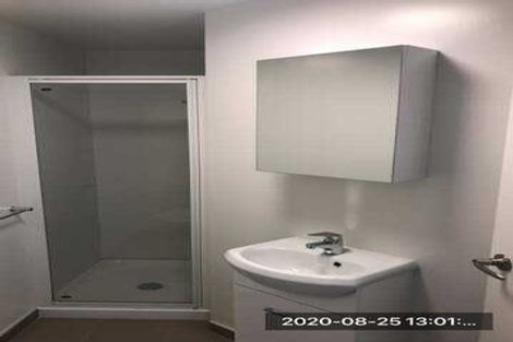 Photo of property in Quantum On Thorndon Quay, 2/163b Thorndon Quay, Pipitea, Wellington, 6011