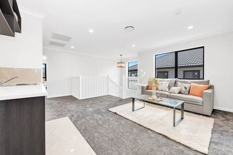 Photo of property in 19 Dungloe Avenue, Flat Bush, Auckland, 2019