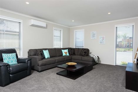 Photo of property in 84 Palm Springs Boulevard, Papamoa Beach, Papamoa, 3118