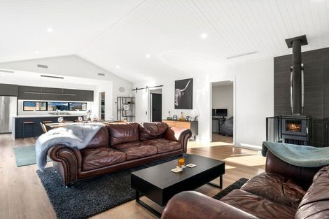 Photo of property in 3 Tomtit Crescent, Lake Hawea, Wanaka, 9382