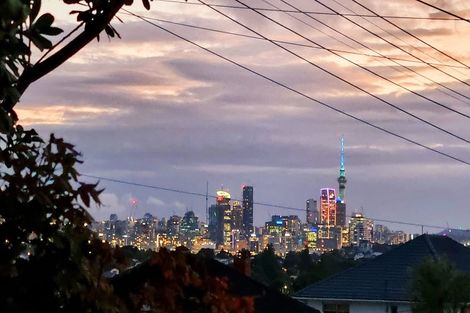 Photo of property in 2/28 Williamson Avenue, Grey Lynn, Auckland, 1021