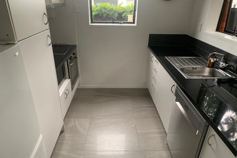 Photo of property in 2b Coles Place, St Albans, Christchurch, 8014