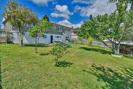 Photo of property in 111 Ridge Road, Howick, Auckland, 2014