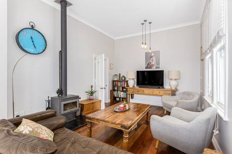 Photo of property in 60 Stanley Street, Berhampore, Wellington, 6023