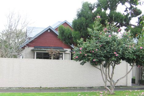 Photo of property in 4 Moana Street, Hokowhitu, Palmerston North, 4410