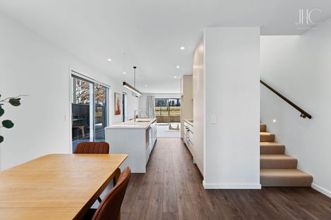 Photo of property in 30 Woods Crescent, Cromwell, 9310