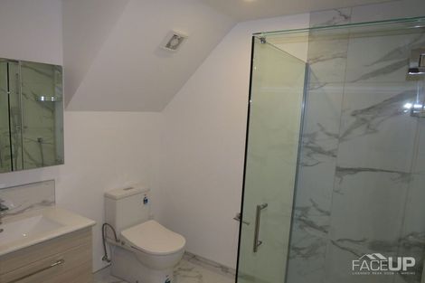 Photo of property in 9/10 Wilsher Crescent, Henderson, Auckland, 0612