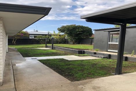 Photo of property in 246 Ngatai Road, Otumoetai, Tauranga, 3110