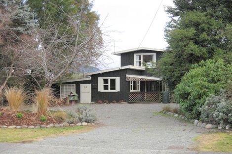 Photo of property in 11 Mckerrow Street, Te Anau, 9600