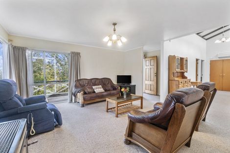 Photo of property in 1 Denver Avenue, Sunnyvale, Auckland, 0612