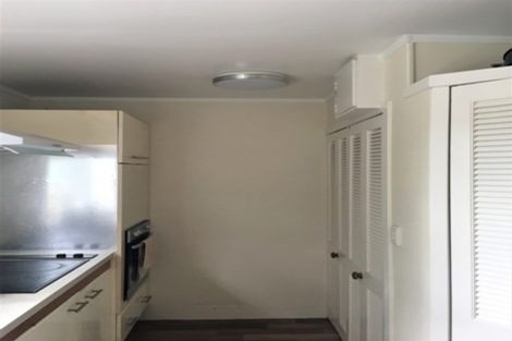 Photo of property in 2/25 Archers Road, Hillcrest, Auckland, 0629