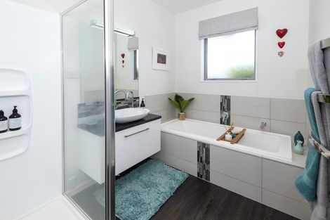 Photo of property in 73 Liberty Crescent, Beachlands, Auckland, 2018