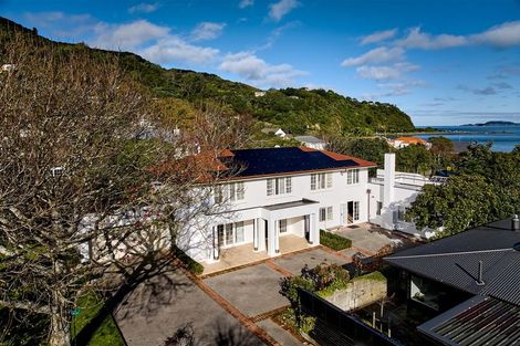 Photo of property in 25 Cheviot Road, Lowry Bay, Lower Hutt, 5013