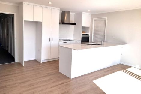 Photo of property in 51 Ridge Drive, Omokoroa, 3114