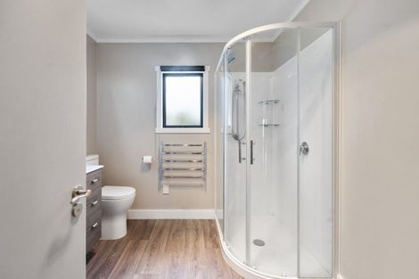 Photo of property in 2a Wellington Street, Feilding, 4702