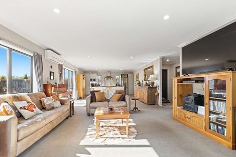 Photo of property in 38 Willowside Place, Amberley, 7410