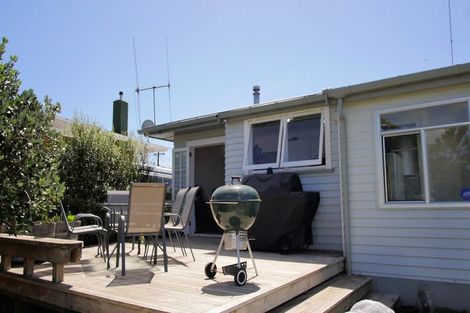 Photo of property in 4 Mcclure Street, Feilding, 4702