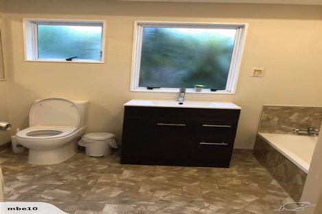 Photo of property in 67 Stanley Road, Glenfield, Auckland, 0629