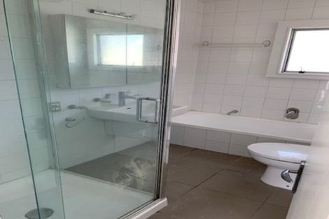 Photo of property in 44f Chester Street West, Christchurch Central, Christchurch, 8013