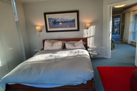 Photo of property in 1/40 East Coast Road, Milford, Auckland, 0620