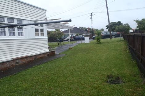 Photo of property in 3/40 Haverstock Road, Sandringham, Auckland, 1025