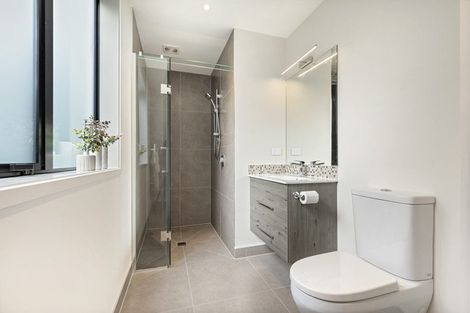 Photo of property in 10b Marama Street, Castor Bay, Auckland, 0620