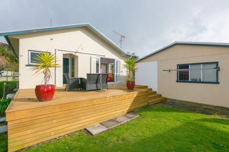 Photo of property in 13 Tupoki Street, Glen Avon, New Plymouth, 4312